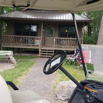 Bluff Point Golf Resort - Front of Cottage 120 - Golf Near Me - Plattsburgh, New York