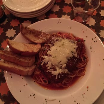 Mama's Pizzeria - Spaghetti Parmigiana, yum! - Pizza Near Me - McAllen, Texas