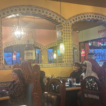 El Tapatio - Seating area - Mexican Near Me - Auburn, California