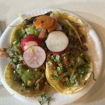 Brother's Super Tacos - Tacos Plate, Asada, Pollo, & Al Pastor with accoutrement. - Food Trucks Near Me - Los Angeles, California Brother's Super Tacos - Tacos Plate, Asada, Pollo, & Al Pastor with accoutrement. - Food Trucks Near Me - Los Angeles, California