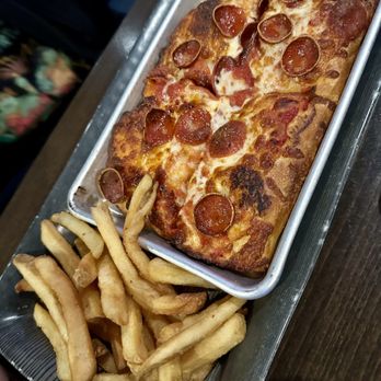 Big Al’s - Pizza was great 10/10, big kids portion. - Bowling Near Me - Milpitas, California Big Al’s - Pizza was great 10/10, big kids portion. - Bowling Near Me - Milpitas, California