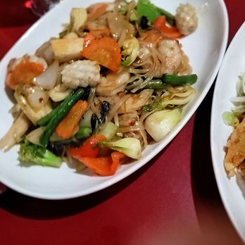 Northern Thai - Pad kee mow - Thai Near Me - Kitchener, Ontario Northern Thai - Pad kee mow - Thai Near Me - Kitchener, Ontario