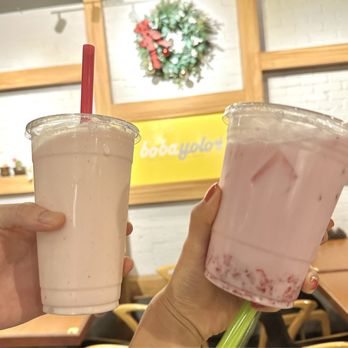 BobaYolo - Strawberry smoothie and strawberry milk - Coffee & Tea Near Me - Fullerton, California
