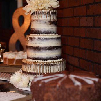 Rise Cupcakes - They made my wedding cake! Oh my gosh, it was amazing! - Bakeries Near Me - Friendswood, Texas Rise Cupcakes - They made my wedding cake! Oh my gosh, it was amazing! - Bakeries Near Me - Friendswood, Texas