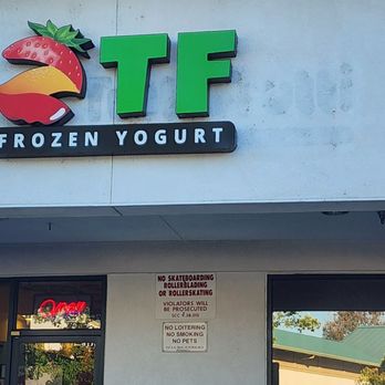 Tutti Frutti - Outside - Ice Cream & Frozen Yogurt Near Me - Fairfield, California
