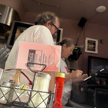 Clover Grill - Far more interested in computer & chatting - Diners Near Me - New Orleans, Louisiana