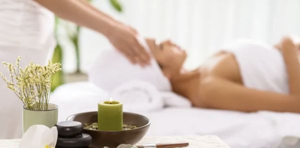 DERMALOGICA FACIALS AND SKIN CARE WEST SEATTLE - Dermalogica products are used exclusively for Facials and are also available for purchase.
DERMALOGICA EUROPEAN FACIAL
This is a European Facial using Dermalogica products exclusively. The treatment includes cleansing, exfoliation, facial massage, mask, moisturizing and extractions, when required. The Facial includes a relaxing head, neck, shoulder, arm, hand and foot massage during application of the Mask. Hot steam towels are used. This is a 60 minute treatment. Hot Stones and Cupping are available as an “ADD ON” service to any Facial.
DERMALOGICA FACIAL AND 45 MINUTE MASSAGE
This treatment includes a Dermalogica European Facial and a 30 minute Massage of your choice. In addition to the full Facial treatment, hot steam towels are added for the feet. DERMALOGICA FACIALS AND SKIN CARE WEST SEATTLE - Dermalogica products are used exclusively for Facials and are also available for purchase.
DERMALOGICA EUROPEAN FACIAL
This is a European Facial using Dermalogica products exclusively. The treatment includes cleansing, exfoliation, facial massage, mask, moisturizing and extractions, when required. The Facial includes a relaxing head, neck, shoulder, arm, hand and foot massage during application of the Mask. Hot steam towels are used. This is a 60 minute treatment. Hot Stones and Cupping are available as an “ADD ON” service to any Facial.
DERMALOGICA FACIAL AND 45 MINUTE MASSAGE
This treatment includes a Dermalogica European Facial and a 30 minute Massage of your choice. In addition to the full Facial treatment, hot steam towels are added for the feet.