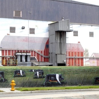 Farmer John Mural Art - Public Art Near Me - Vernon, California Farmer John Mural Art - Public Art Near Me - Vernon, California
