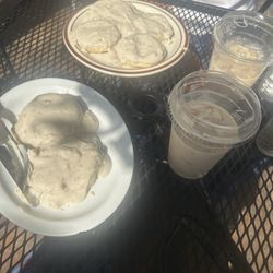 Country Flowers - Biscuits and Gravy