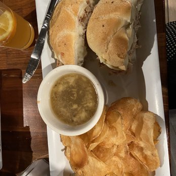 Dagwood's Pub - Hot Roast Pork and homemade chips - Pubs Near Me - Philadelphia, Pennsylvania Dagwood's Pub - Hot Roast Pork and homemade chips - Pubs Near Me - Philadelphia, Pennsylvania