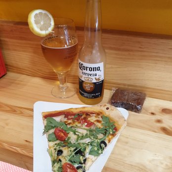 Lechuga - Yum - Pizza Near Me - Barcelona, B Lechuga - Yum - Pizza Near Me - Barcelona, B