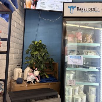 Danzeisen Dairy Creamery Store - To go - Desserts Near Me - Payson, Arizona