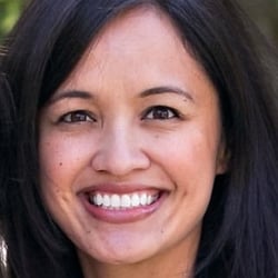 Bay Area Speech Studio - Jenn, pediatric Speech Pathologist, at the Bay Area Speech Studio.
