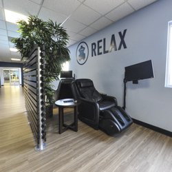 In-Shape Fitness - Massage chairs