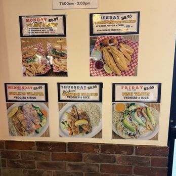 Fish N Tails Oyster Bar - Lunch specials - Cajun/Creole Near Me - Denton, Texas