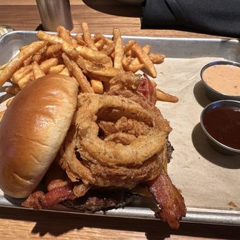 BJ's Restaurant & Brewhouse - BJ's Smokehouse Burger* - Pizza Near Me - Laguna Hills, California