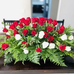 This casket arrangement was simply gorgeous! Thank you for trusting Punky's Flowers.