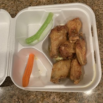Voodoo Wing - Lemon Pepper 6 Piece Wings - Chicken Wings Near Me - Las Vegas, Nevada