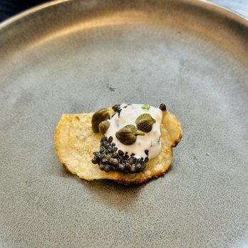 Après Pendry - Caviar on a chip - Bars Near Me - Park City, Utah