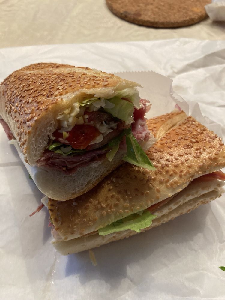 Pallante's Italian Deli Logo