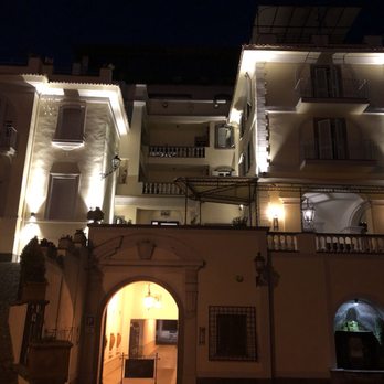 Hotel Castel Vecchio - Hotels Near Me - Castel Gandolfo, RM
