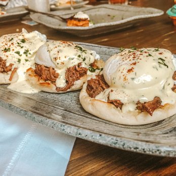 Bumpa’s - Short Rib Eggs Benny - Gastropubs Near Me - Charleston, South Carolina