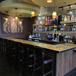 Tasty Thai - Full bar