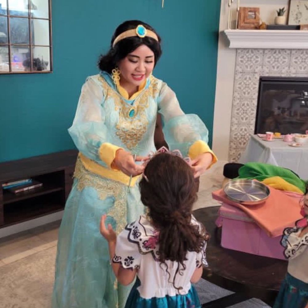 Lexi's Little Princesses - Crown - Party Characters Near Me Lexi's Little Princesses - Crown - Party Characters Near Me
