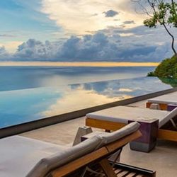 Sun Express Travel - What are the most luxurious vacation resorts in the world?