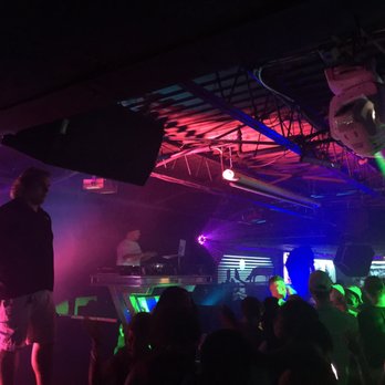 PEABODY'S NIGHTCLUB - Updated May 2026 - 85 Photos & 159 Reviews - 209 21st  St, Virginia Beach, Virginia - Dance Clubs - Phone Number - Yelp