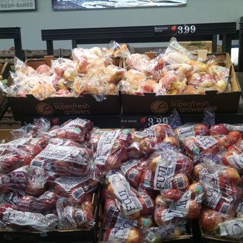 ALDI - New bins brimming with produce! - Grocery Near Me - Peachtree Corners, Georgia