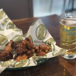 Sports Grill - Kendall - Special grill wings with a draft beer