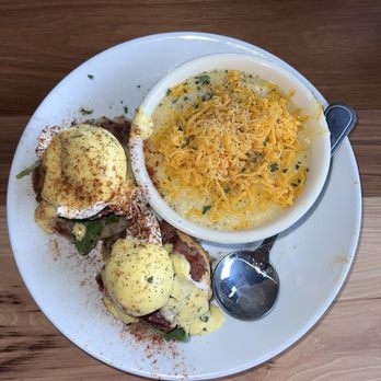 Polonza Bistro - Creole Benedict - New American Near Me - Pensacola, Florida Polonza Bistro - Creole Benedict - New American Near Me - Pensacola, Florida