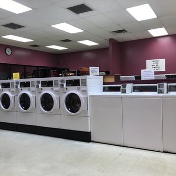 Business Park Coin Laundry - Not bad prices for the machines - Laundromat Near Me - Sevierville, Tennessee