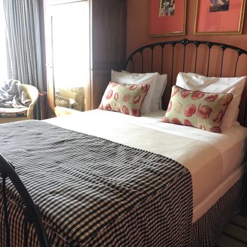 Hotel Boheme - Room 201 - Hotels Near Me - San Francisco, California
