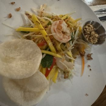 Ong Ca Can - Goi xoai tom (mango salad w shrimp) - Vietnamese Near Me - Montreal, Quebec