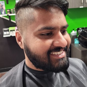 Orbology Hair Studio - Look at those clean lines! - Hair Stylists Near Me - Lynnwood, Washington Orbology Hair Studio - Look at those clean lines! - Hair Stylists Near Me - Lynnwood, Washington