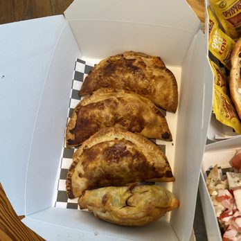 Felix's Handmade Empanadas - Beef empanadas - Empanadas Near Me - Charlotte, North Carolina Felix's Handmade Empanadas - Beef empanadas - Empanadas Near Me - Charlotte, North Carolina