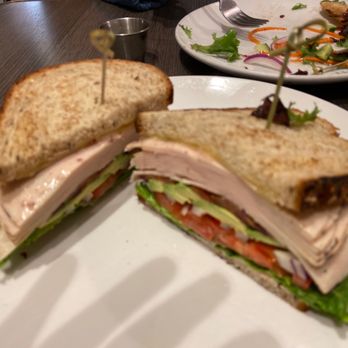 Friedman's - Turkey avacodo sandwich - Breakfast & Brunch Near Me - New York, New York Friedman's - Turkey avacodo sandwich - Breakfast & Brunch Near Me - New York, New York