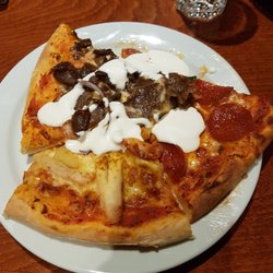 Rififi Pastoria & Ristorante - Three kinds of pizza