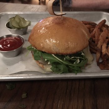 Aliment - Steak burger - New American Near Me - San Francisco, California