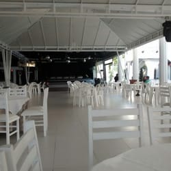 cristo luz - Espaço Gourmet / praça de alimentação.