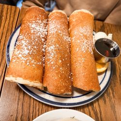 Red Apple Cafe - Pigs in a Blanket (3)