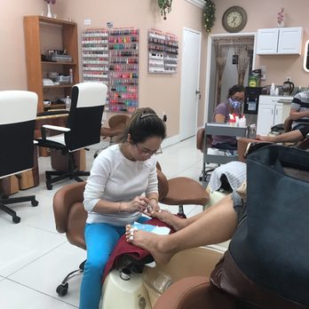 Unique Nails & Spa Salon - Nail Salons Near Me - Burbank, California Unique Nails & Spa Salon - Nail Salons Near Me - Burbank, California