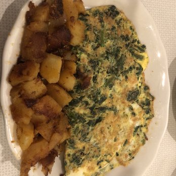Monroe Diner - Diners Near Me - Monroe, Connecticut Monroe Diner - Diners Near Me - Monroe, Connecticut