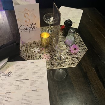 Scratch Kitchen & Cocktails - Table decor date night - New American Near Me - Norman, Oklahoma Scratch Kitchen & Cocktails - Table decor date night - New American Near Me - Norman, Oklahoma