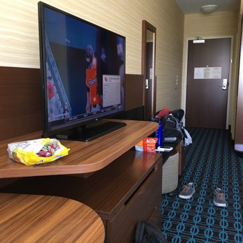 Fairfield by Marriott Inn & Suites Sacramento Folsom - Hotels Near Me - Folsom, California