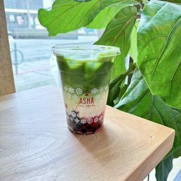 strawberry matcha latte