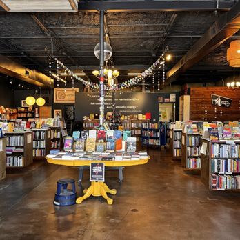 Alienated Majesty Books - Bookstores Near Me - Austin, Texas Alienated Majesty Books - Bookstores Near Me - Austin, Texas