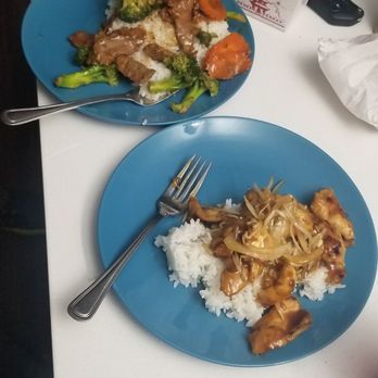 Rice Bowl Cafe - Teriyaki chicken and rice. Beef brocolli and rice - Chinese Near Me - Austin, Texas Rice Bowl Cafe - Teriyaki chicken and rice. Beef brocolli and rice - Chinese Near Me - Austin, Texas